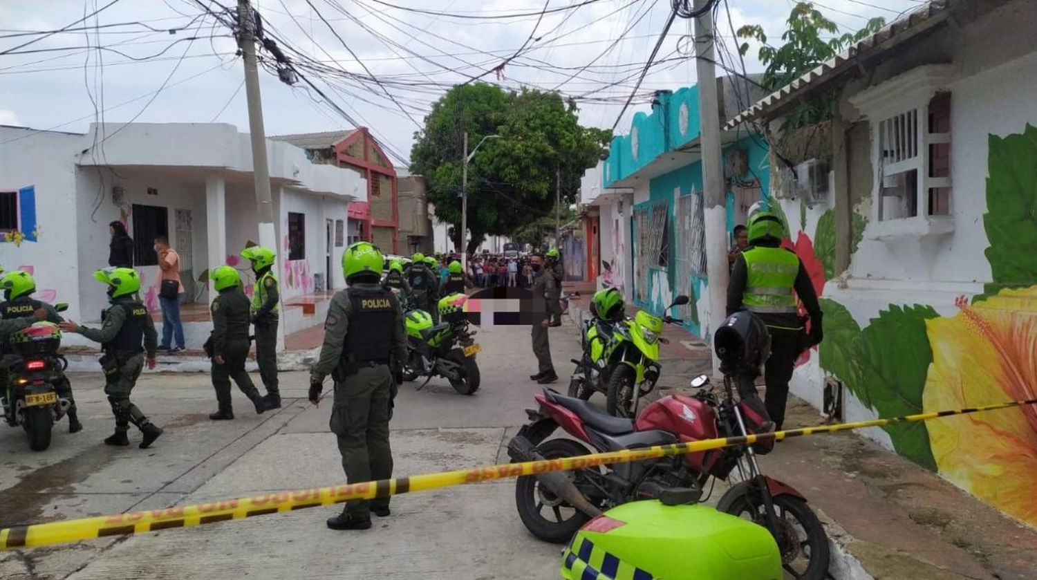 Pistoleros hirieron a un papá, su bebé de 5 meses y a otro niño, en Barranquilla