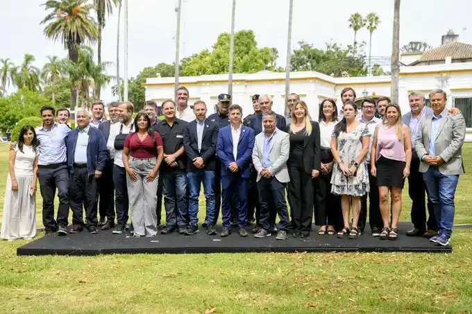 Axel Kicillof encabezó el Congreso Provincial de Seguridad y confirmó que el programa Entramados ya alcanza a 30 municipios.