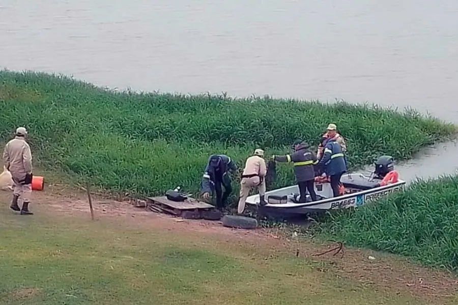 Hallaron el cuerpo del hombre desaparecido tras el vuelco de la lancha en Coronda
