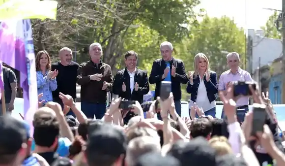 Kicillof y los intendentes Alak, Cagliardi, Secco, Hourcade, Angueira y Raitelli lanzan Consorcio de la Región Capital