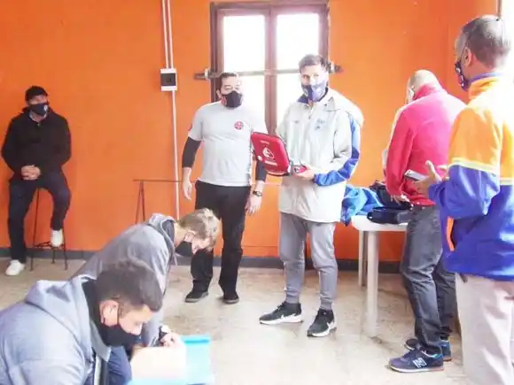 Capacitación de RCP,  en clubes de Concordia