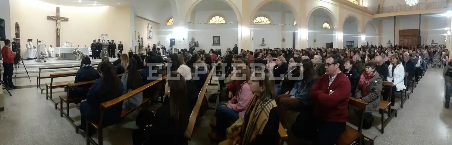 La oración y la reflexión marcaron la celebración de Santa Rosa de Lima