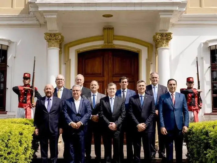 Gobernadores del Norte Grande buscan una
posición común ante la reforma de Zona Fría