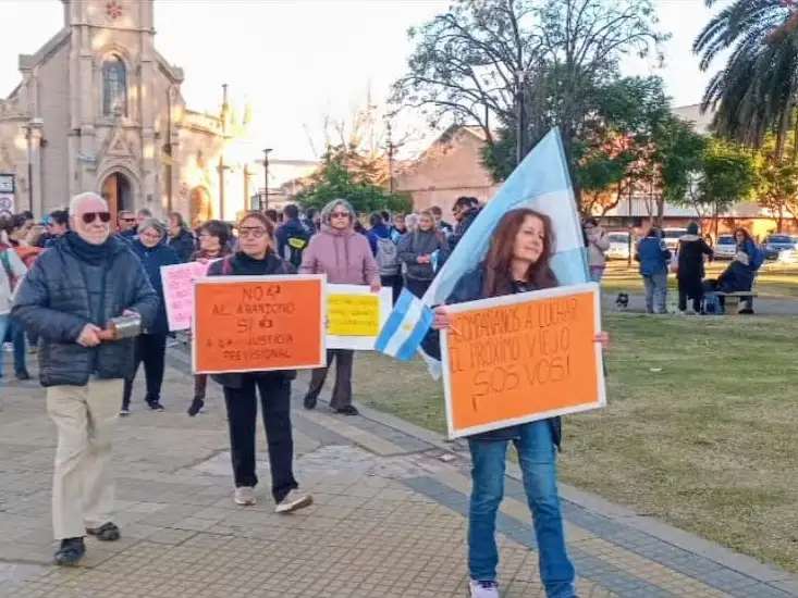 Silvia Vázquez, al frente de la última marcha realizada, también en plaza San Martín. Foto: Gentileza