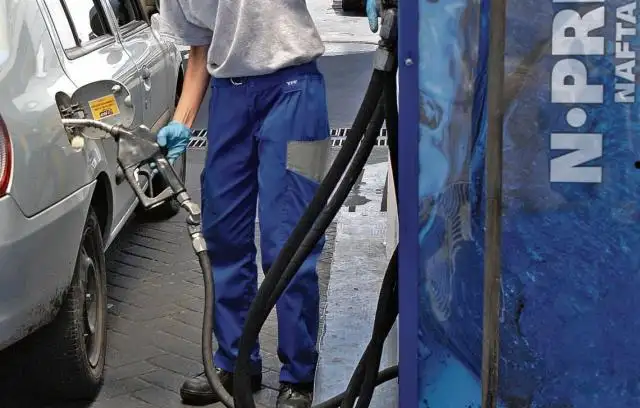YPF aumentó el precio del gasoil en sus dos versiones
