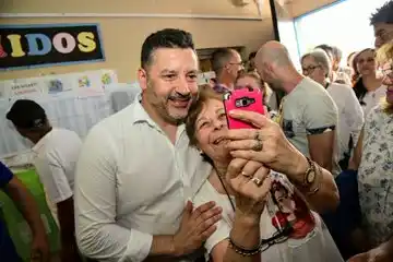 Gustavo Menéndez arrasó en Merlo y desde el búnker hablan de porcentajes récord