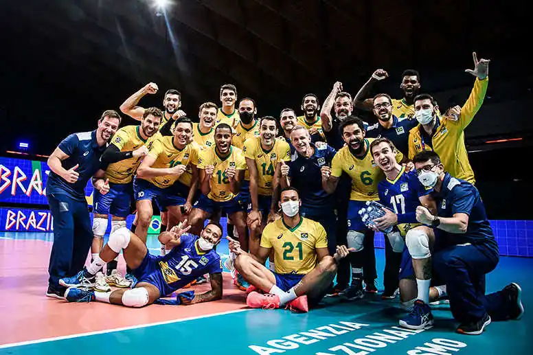 Brasil, puntero absoluto al cierre de la primera tanda de partidos