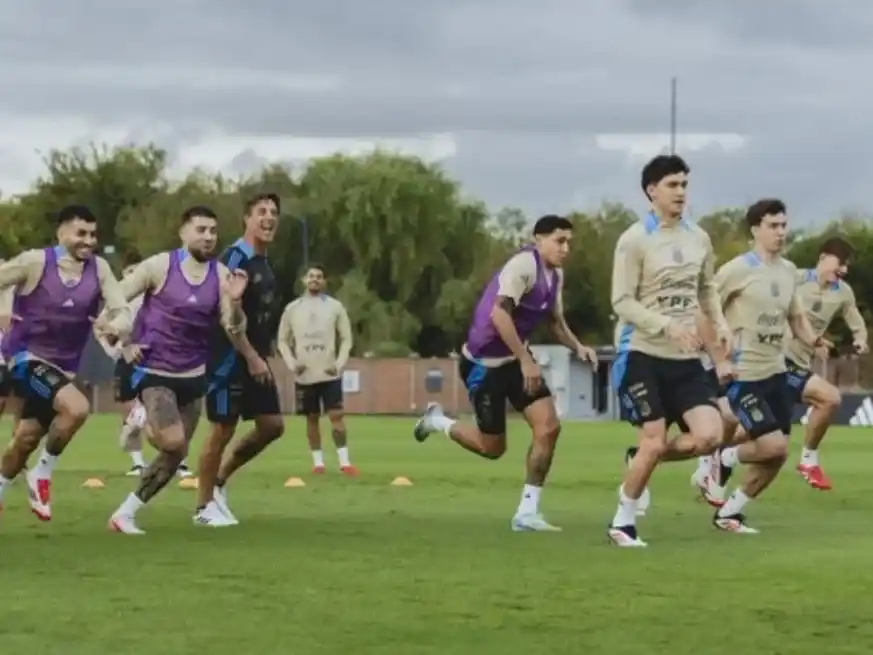 El seleccionado ya está listo para cerrar la fecha FIFA. Crédito: Prensa AFA