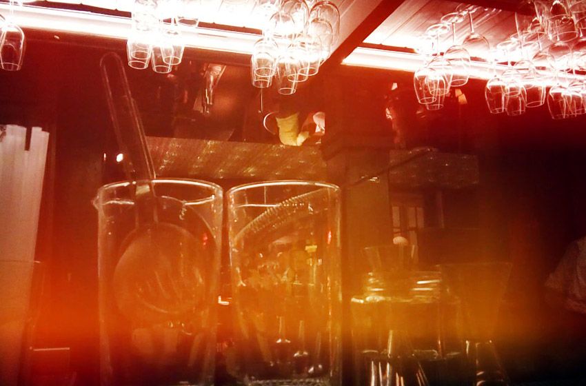 Cócteles rosarinos: una noche en una de las barras