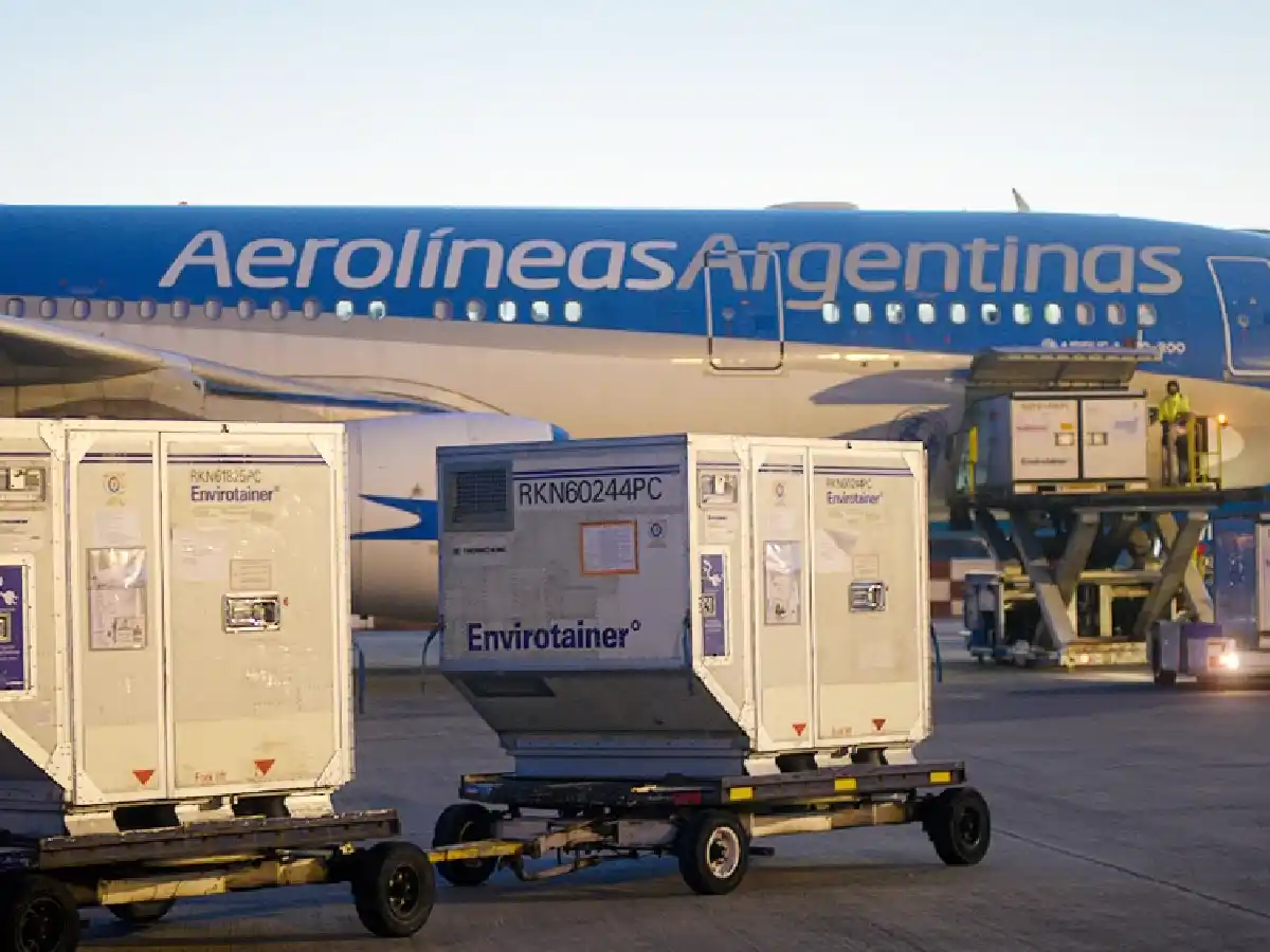 Las razones del Gobierno para mantener en absoluto secreto los contratos de las vacunas