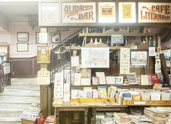 Aseguran que cayó un 30% la venta de libros   en el país