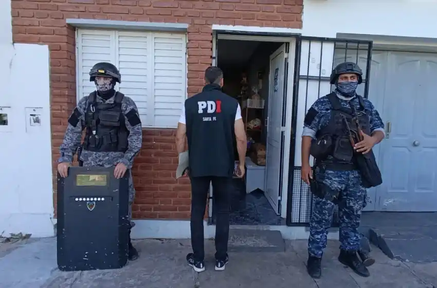 Microtráfico de drogas en zona oeste: dos detenidos en ocho allanamientos