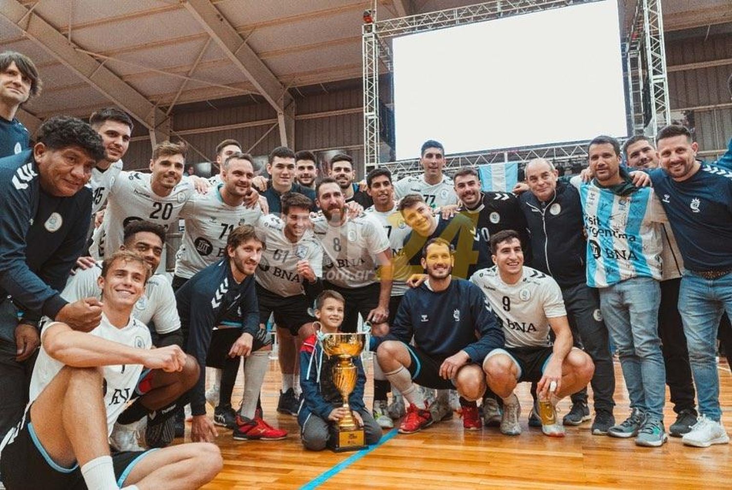 El venadense Julián Santos campeón del “Tres Naciones” de handball