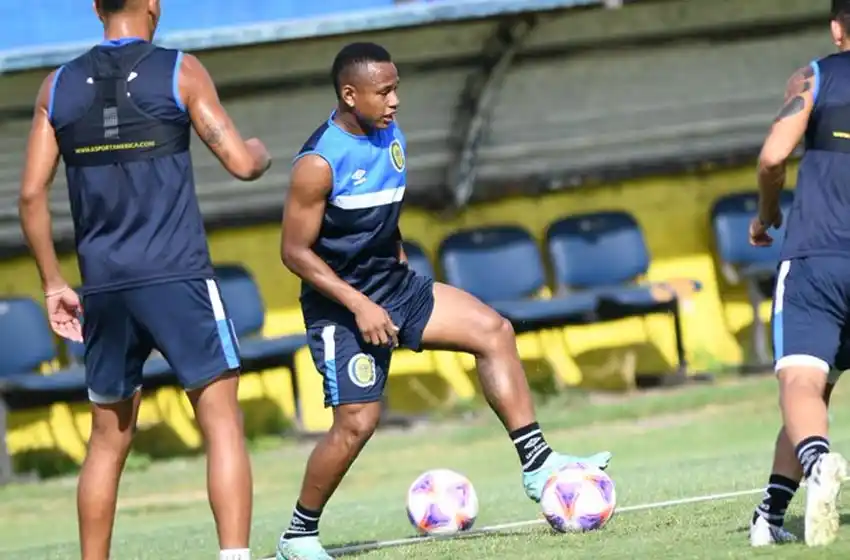 Campaz fue presentado en Central: «Las expectativas de este club son muy grandes»