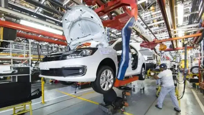 Cerró una histórica industria automotriz tras más de 60 años