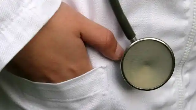 Un niño de 3 años está terapia intensiva tras una operación: grave denuncia de mala praxis