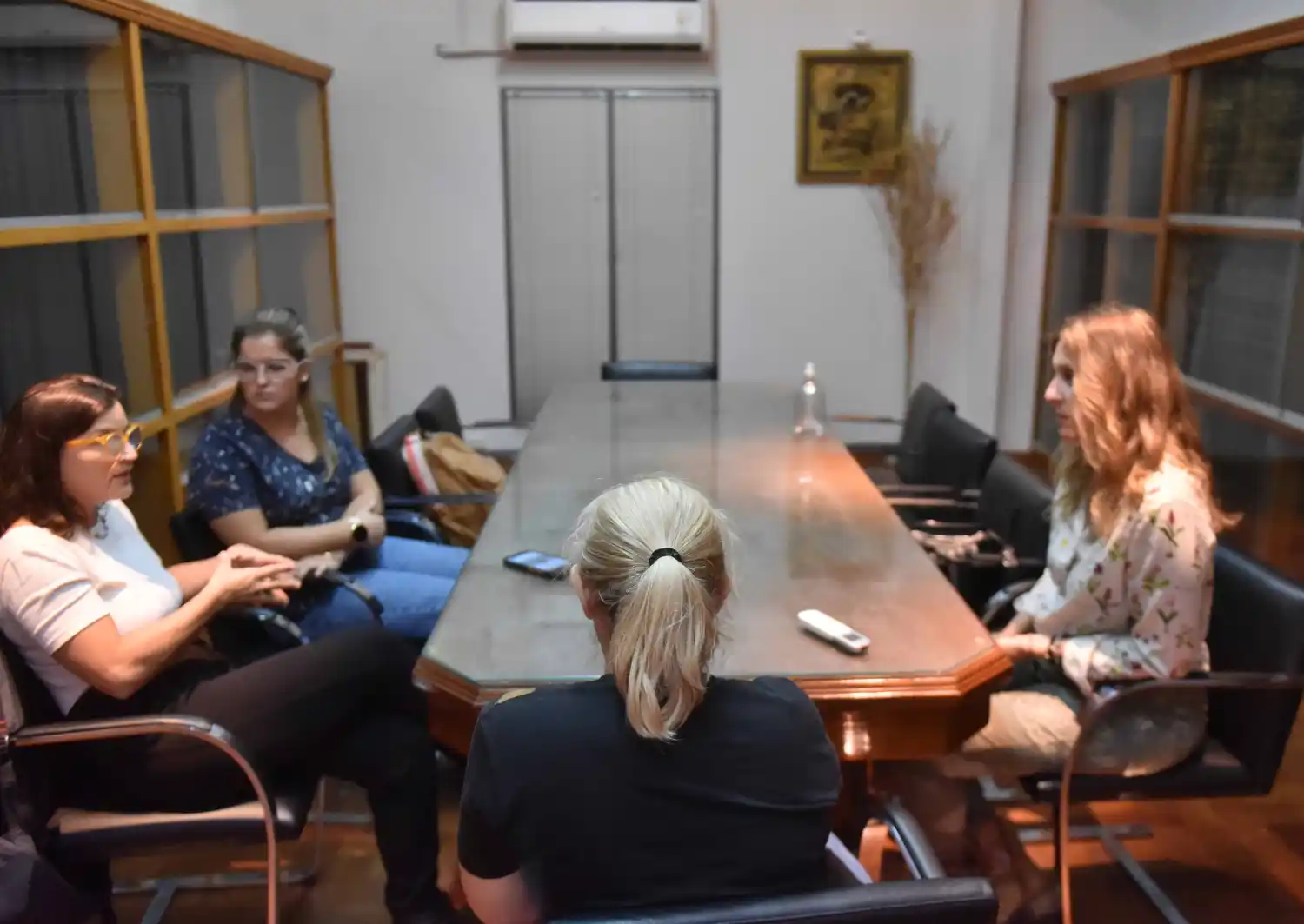 El debate con profesionales en LVSJ.