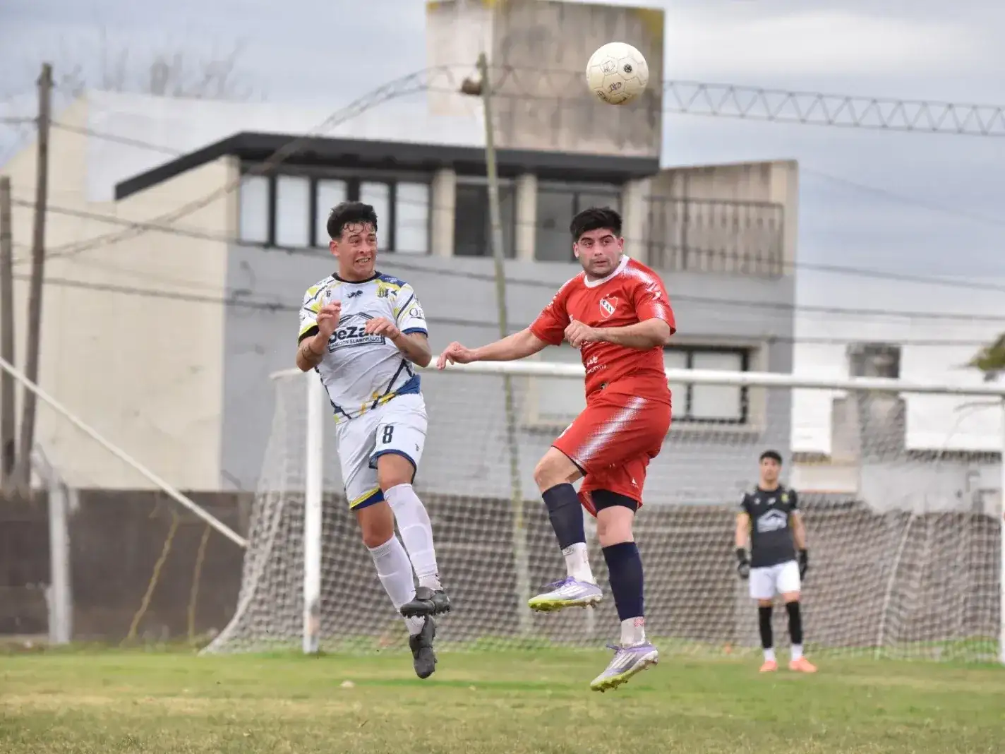 Fútbol local