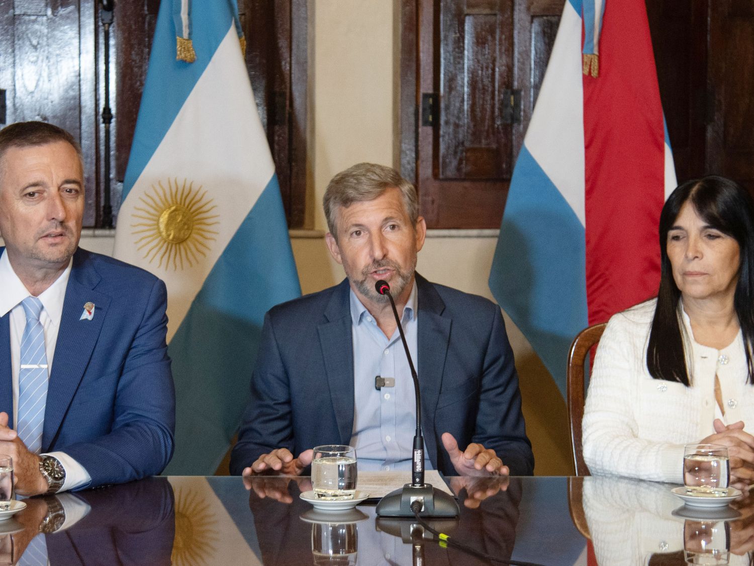 Frigerio dispuso la nulidad de cerca de 800 contratos ilegales en la Legislatura entrerriana