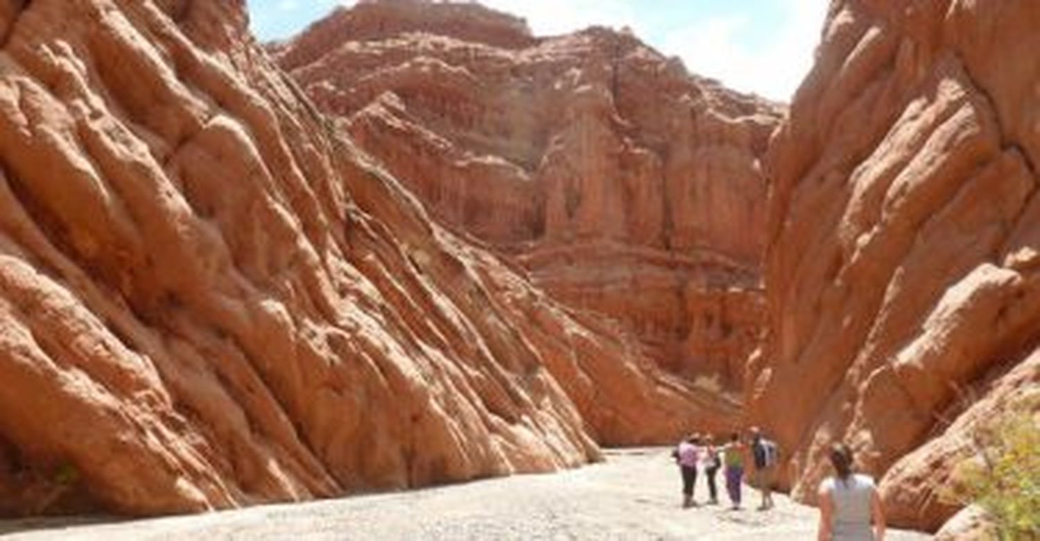 Cuevas de Acsibi, Salta