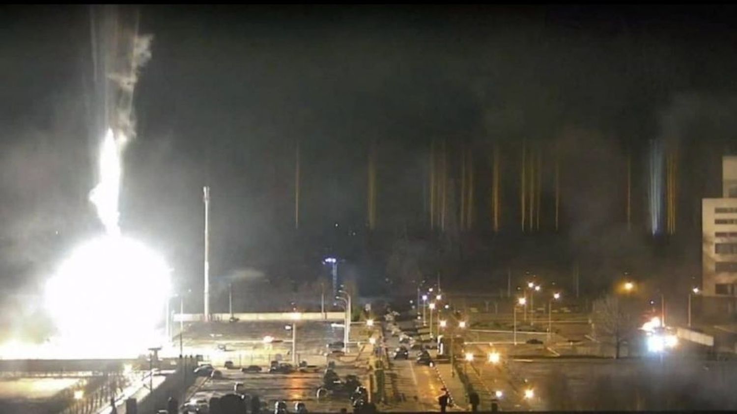 Ucrania: el ataque ruso a la planta nuclear terminó y afirman que los niveles de radiación son normales