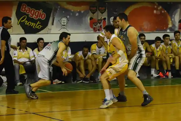 Racing lo cerró mejor y venció a Zaninetti