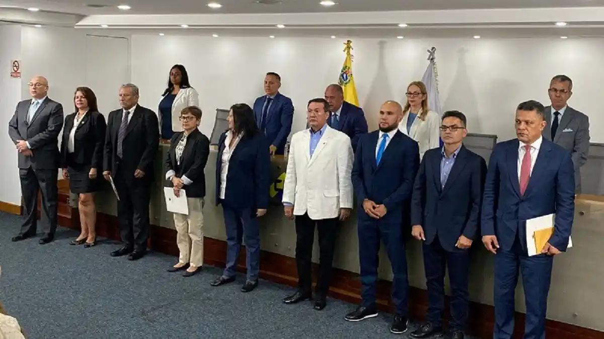 POR ESTOS «DETALLITOS» es que se desconfía de la «independencia» del actual CNE (+Análisis)