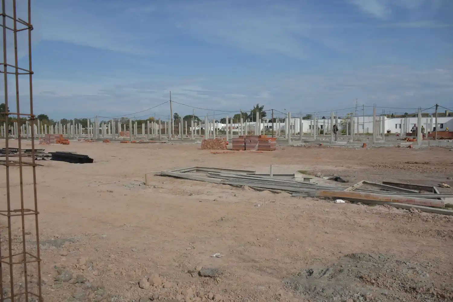 La obra de 100 viviendas avanza a paso firme