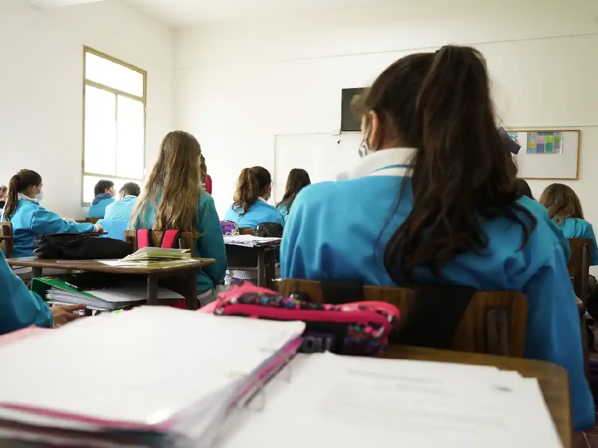  Covid: suman 4 los contagios en la escuela secundaria con dos cursos aislados 