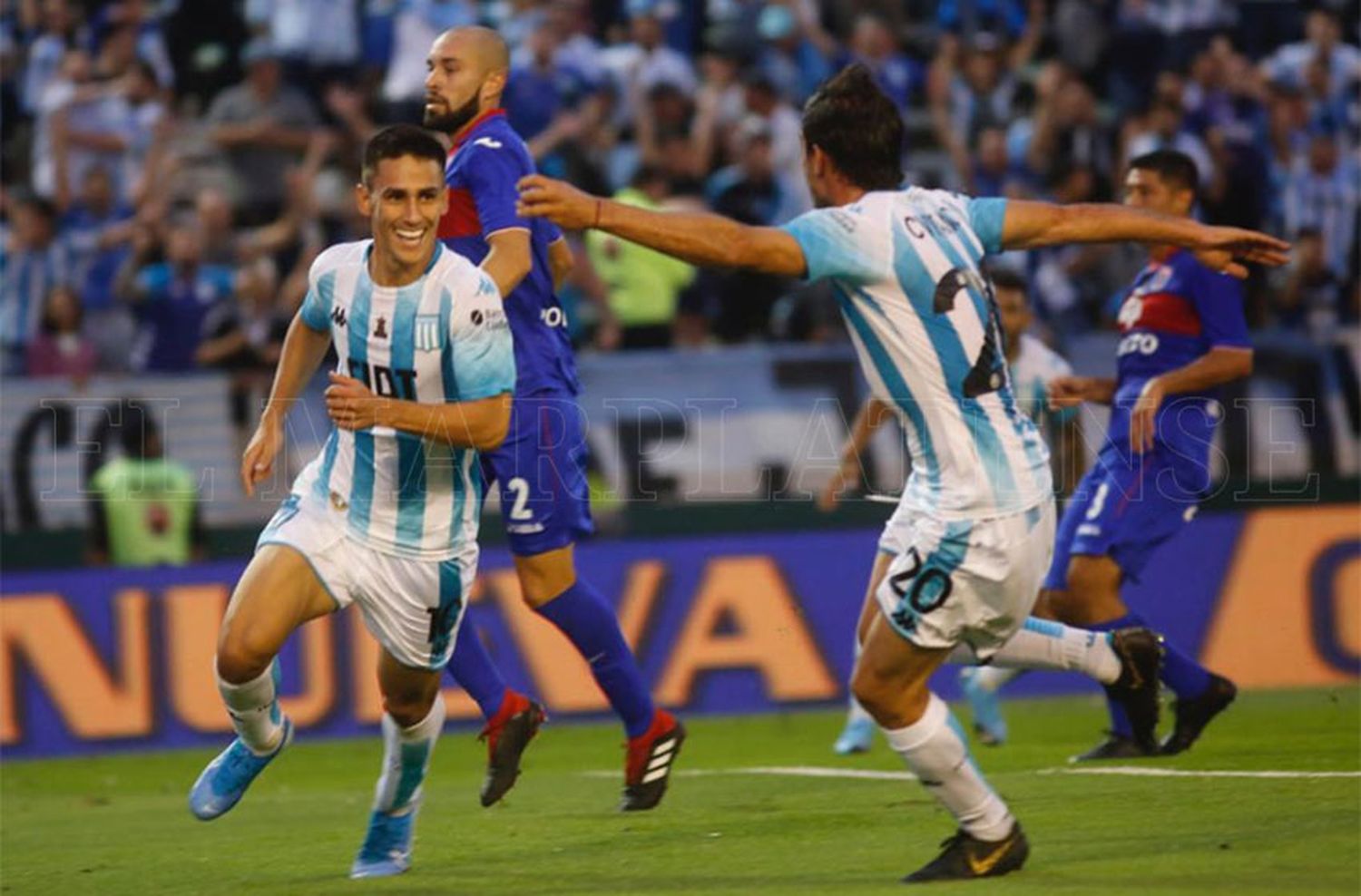 Racing gritó Campeón en Mar del Plata