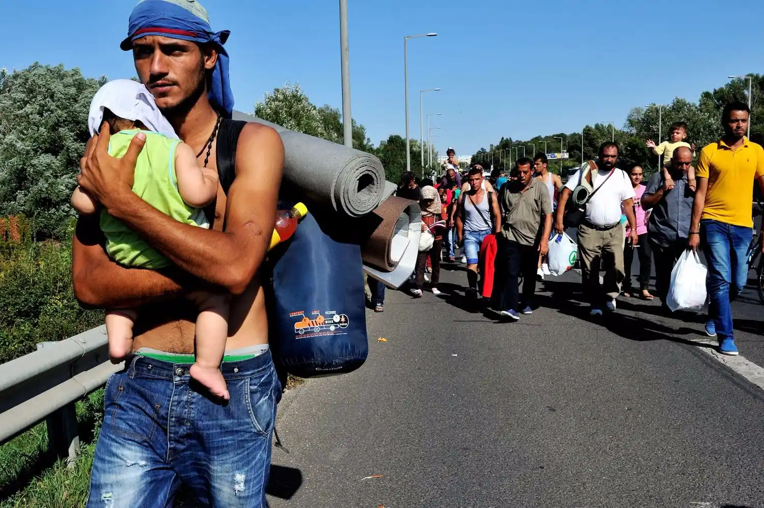 París: abren centro de inmigrantes para evitar campamentos