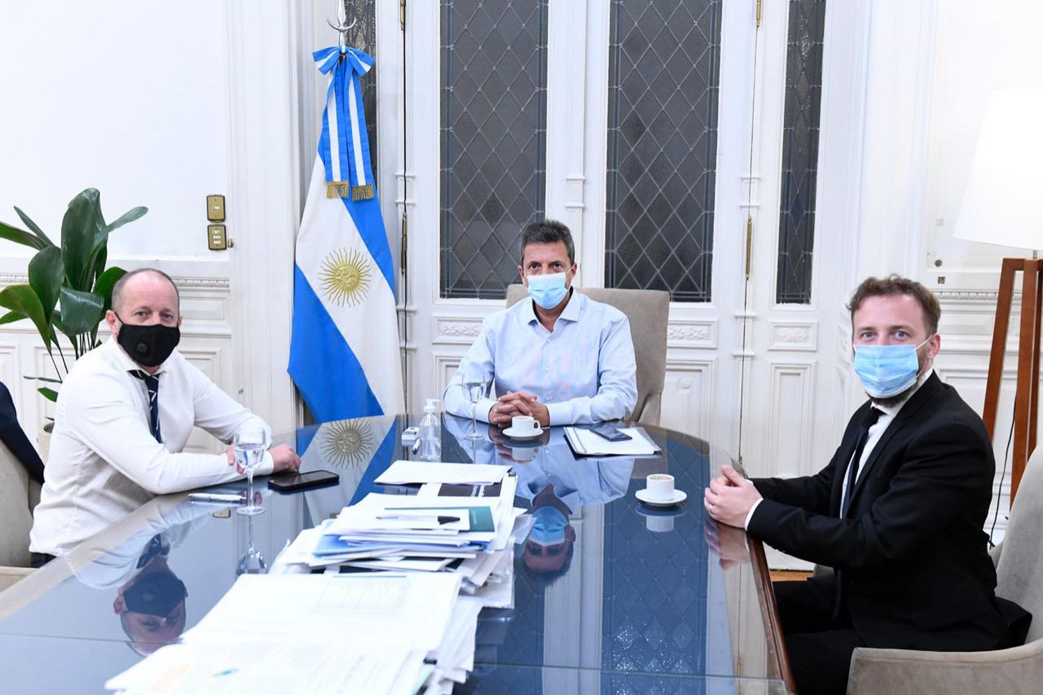 Insaurralde con Massa: Brindó su apoyo al proyecto de modificación de la escala del Impuesto a las Ganancias