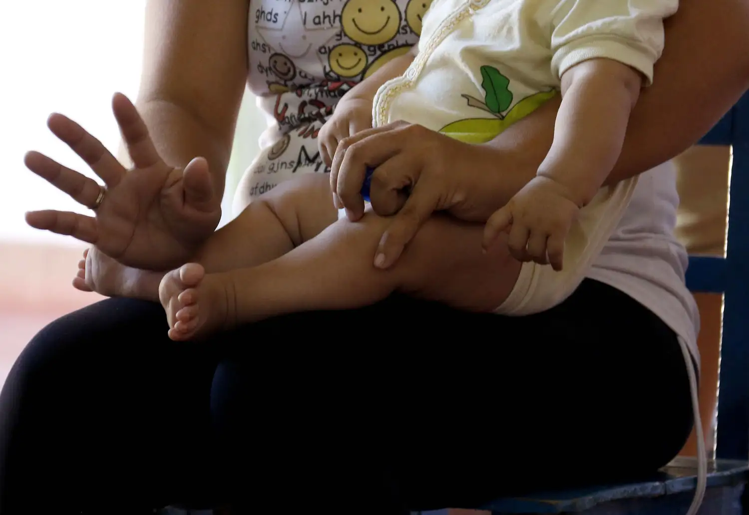 Tiene 13 años, llevó a una beba a vacunar y le dijeron que tenía que ir la mamá: "Soy yo, mi hermano me violó"