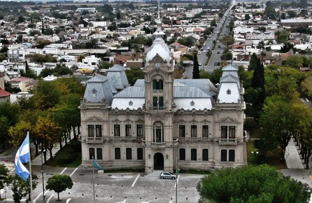 Se entregan cinco viviendas y se firmarán escrituras sociales