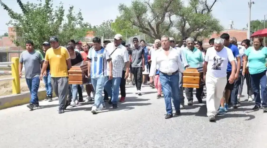 El pedido de ayuda que la Policía ignoró y todos los detalles del escabroso crimen de un padre y una hija