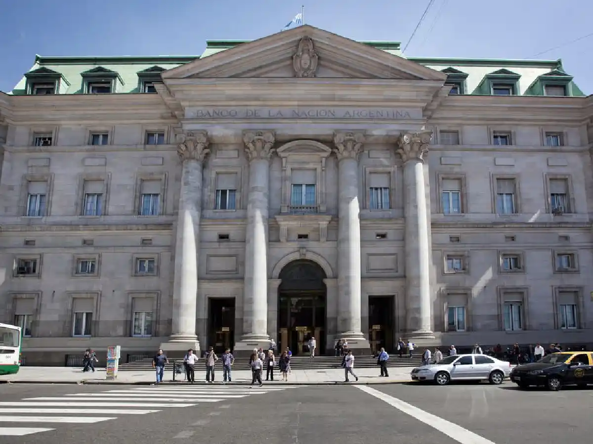 Eduardo Hecker asumió como nuevo presidente del Banco Nación