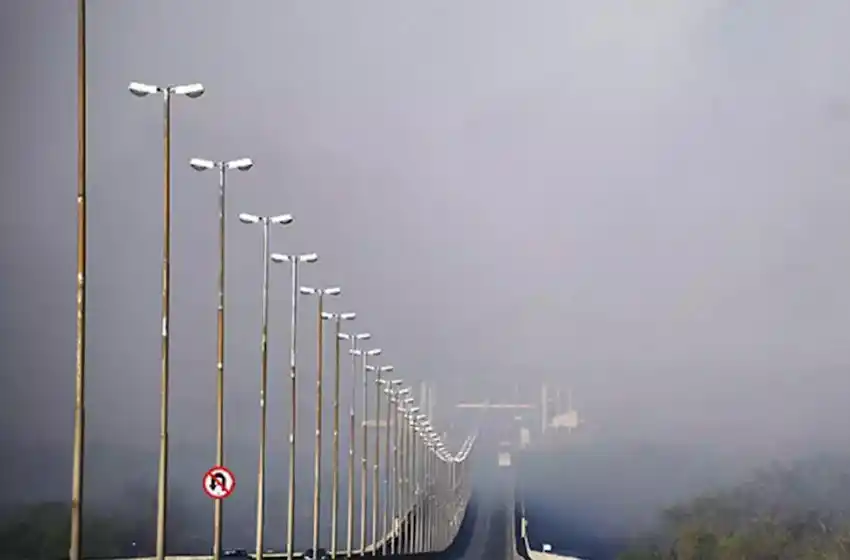 Preocupación por otro incendio en las islas: intentan combatir nuevos focos para evitar que llegue hasta Rosario