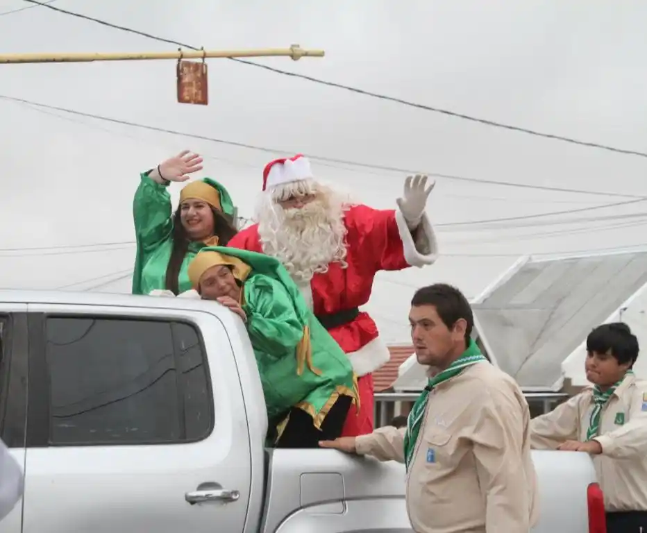 Papá Noel pasó por Claromecó (fotos)