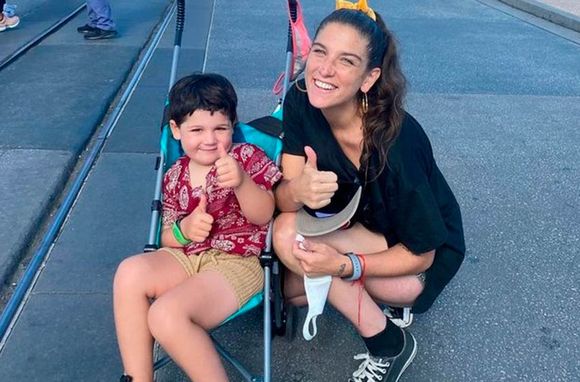 La furia de Juana Repetto con una seguidora que criticó su cuerpo y a su hijo Toribio