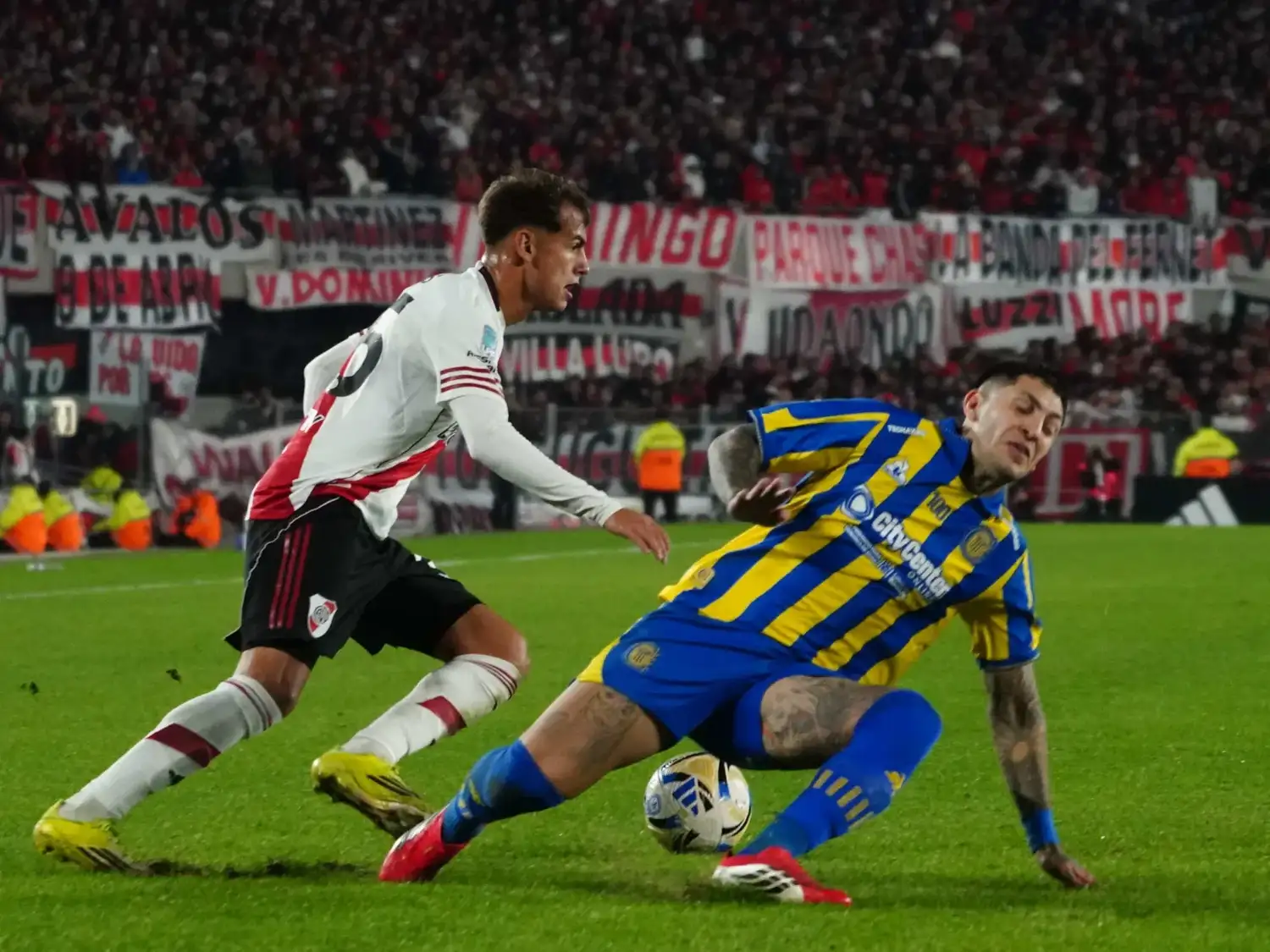 River tuvo que luchar hasta el final para imponerse a Central.