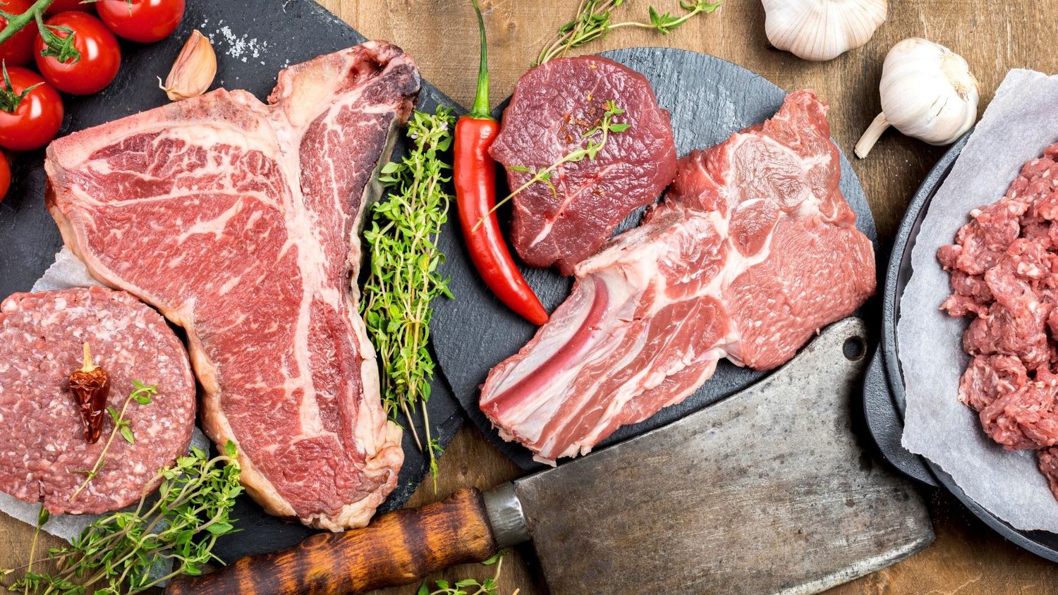 Carne por las nubes: los cortes desconocidos y baratos para la parrilla o las milanesas