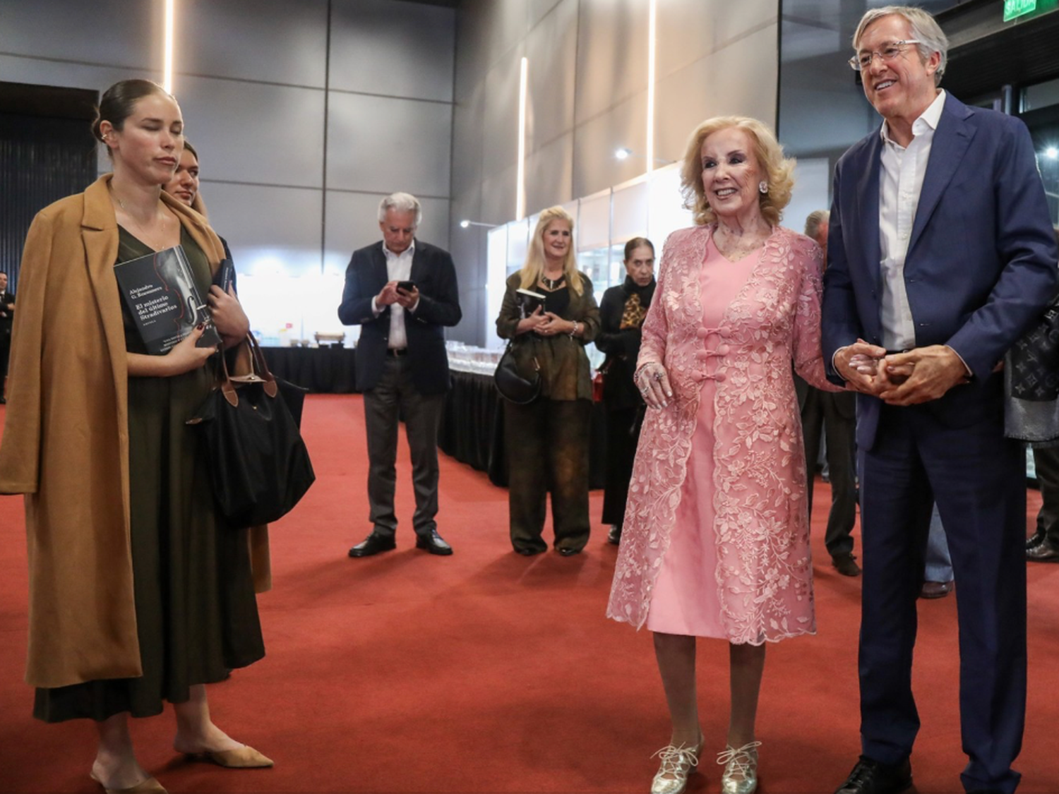 Repudio: Mirtha Legrand en problemas por el apoyo a Alejandro Roemmers