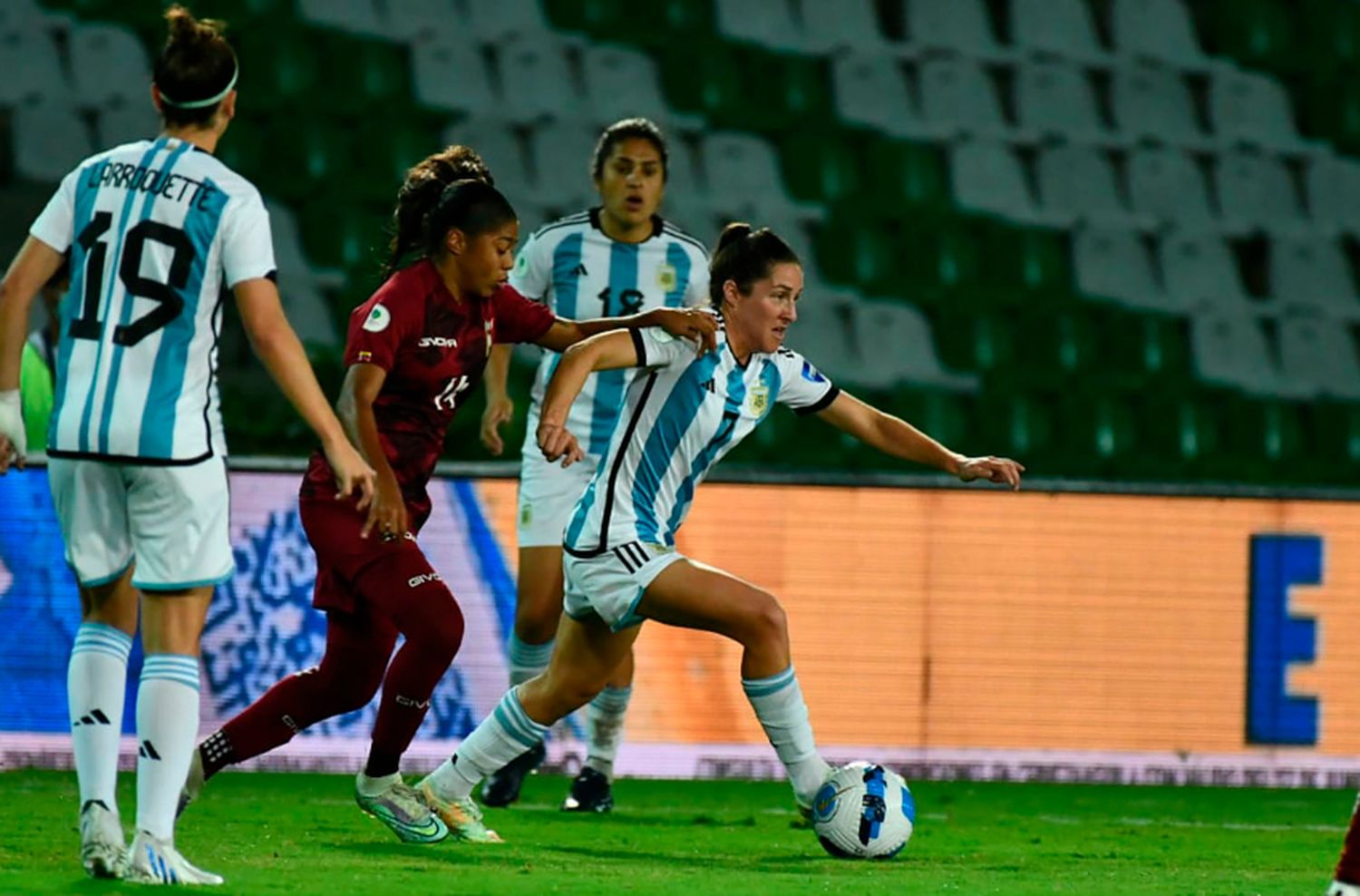 El seleccionado argentino pasó a semifinales de la Copa América