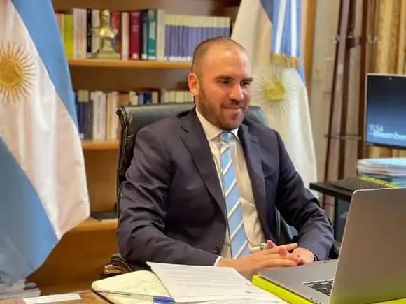 �SLa pandemia profundizó las   desigualdades entre los países  avanzados y el resto, y hoy cobrar  impuestos a las corporaciones  es una necesidad⬝