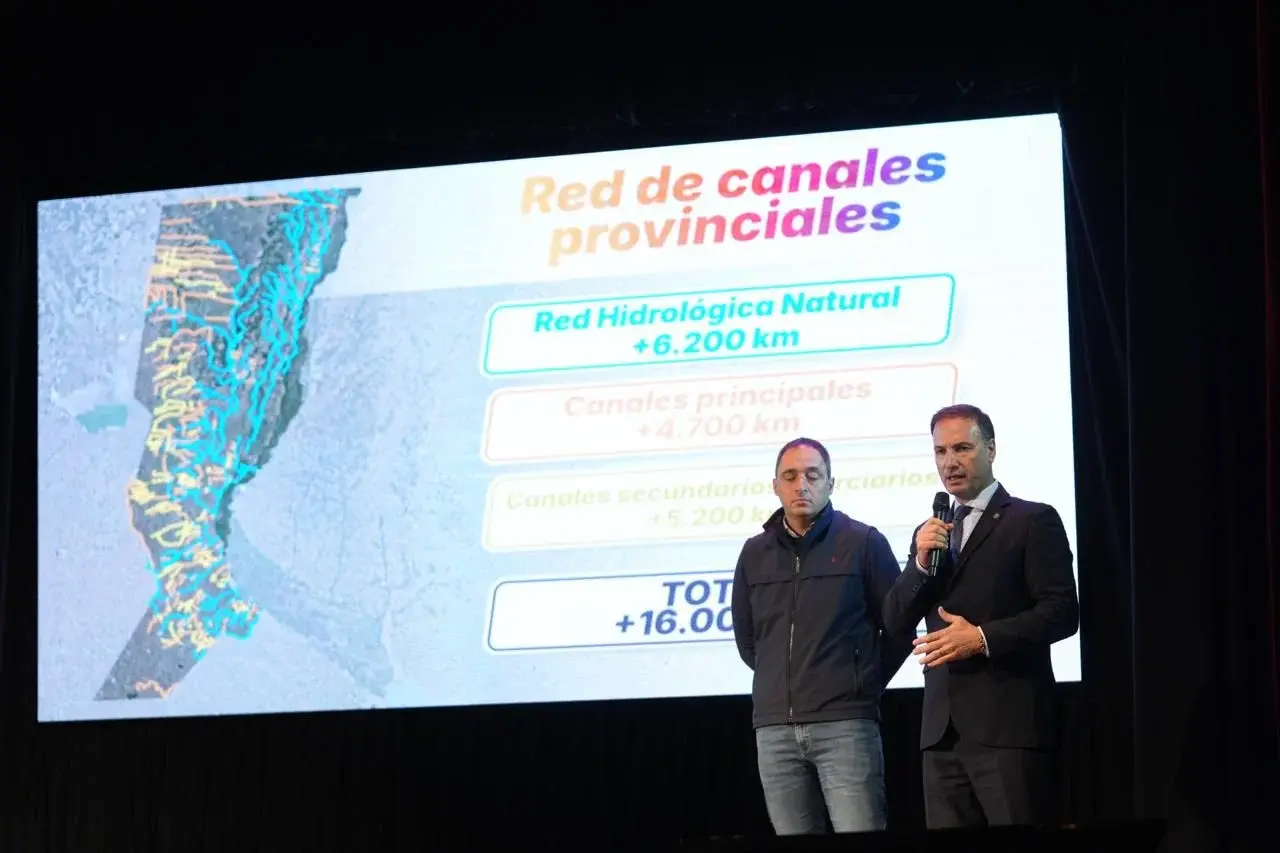 Pullaro presentó las obras y la inversión que realiza Santa Fe para reducir el impacto del Niño