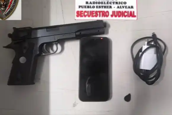 Cayó un delincuente que intentó asaltar a una mujer con un arma falsa en zona noroeste
