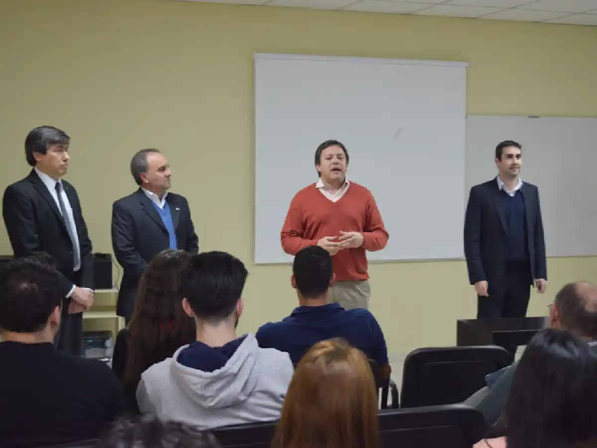 Se desarrolla la Diplomatura en Marketing Digital en UTN 