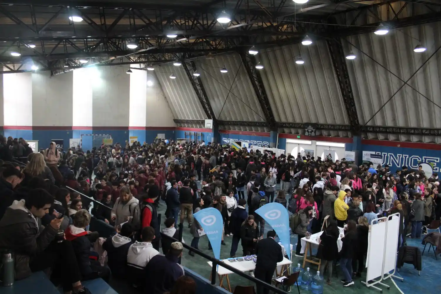 Participaron mas de 50 escuelas de toda la region, llegando a un total de alumnos que superó los 3 mil.