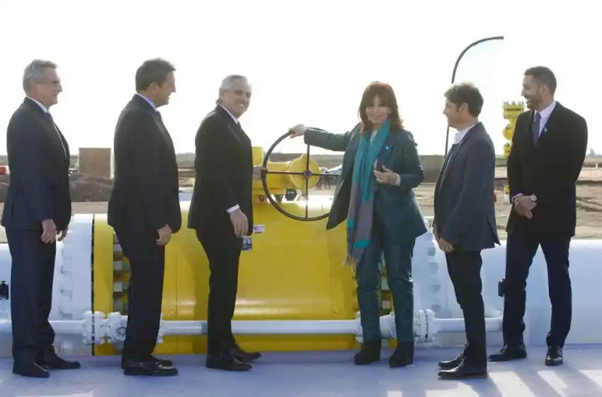 Alberto Fernández, Cristina Kirchner y Sergio Massa inauguraron el gasoducto Néstor Kirchner