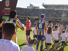 La AFA tomó una sopresiva decisión tras el pasillo de espaldas de Estudiantes